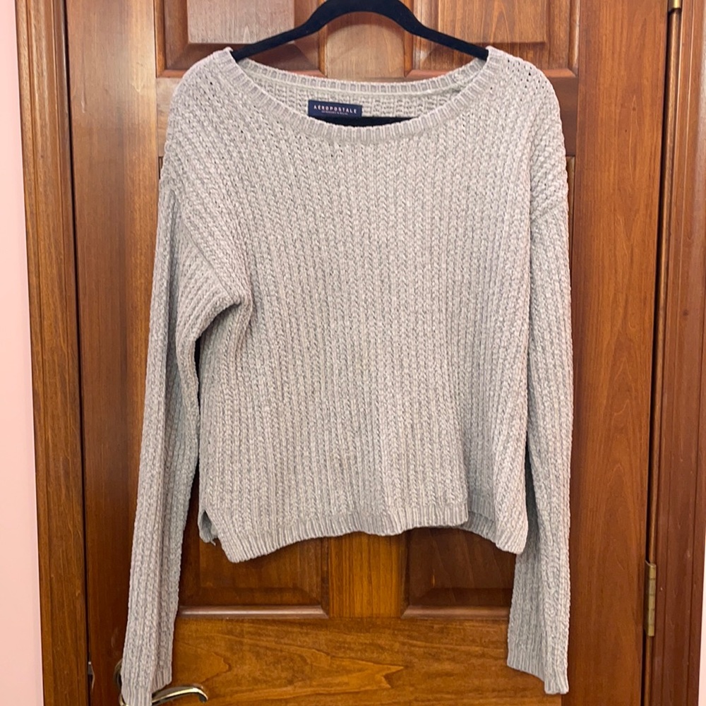 Aeropostale Woman’s Gray sweater size L